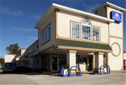 Americas Best Value Inn Macomb Exterior foto